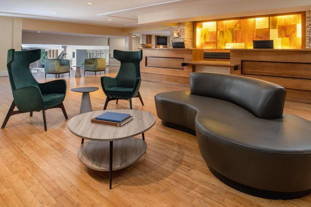 Toll House 4*